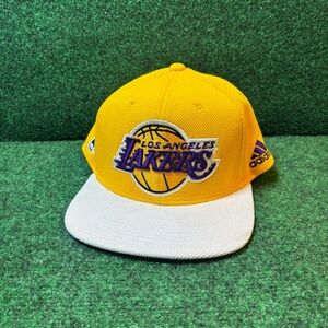 RARE Deluxe Adidas Los Angeles Lakers Hat ~ Visor Artwork ~ Snapback ~